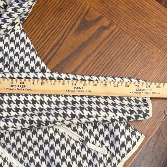 Columbia Houndstooth Ivory Black Hooded Zip up Jacket Size Medium side pockets - Picture 8 of 12